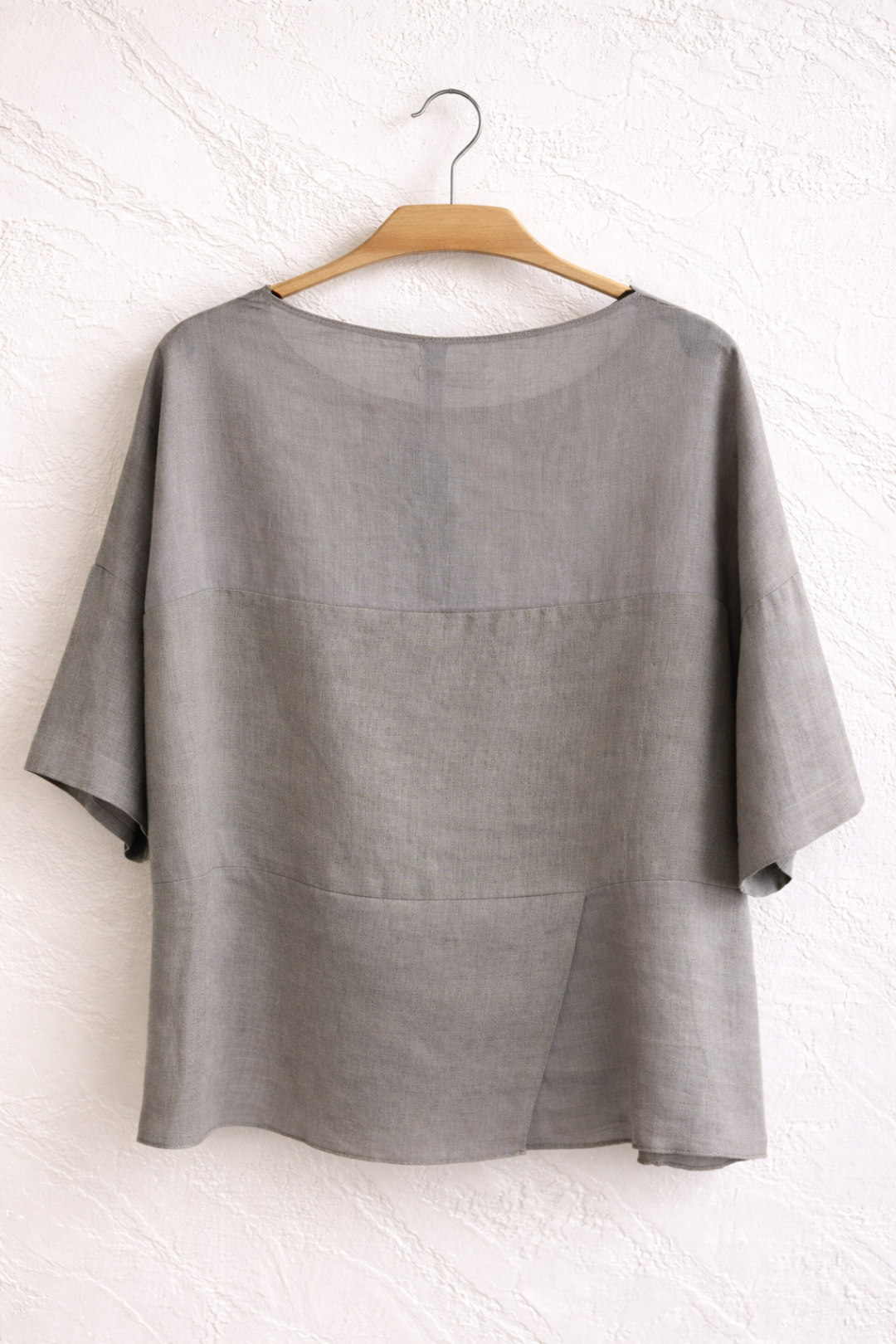 Костюм  Erik Laffero беж лён квадрат