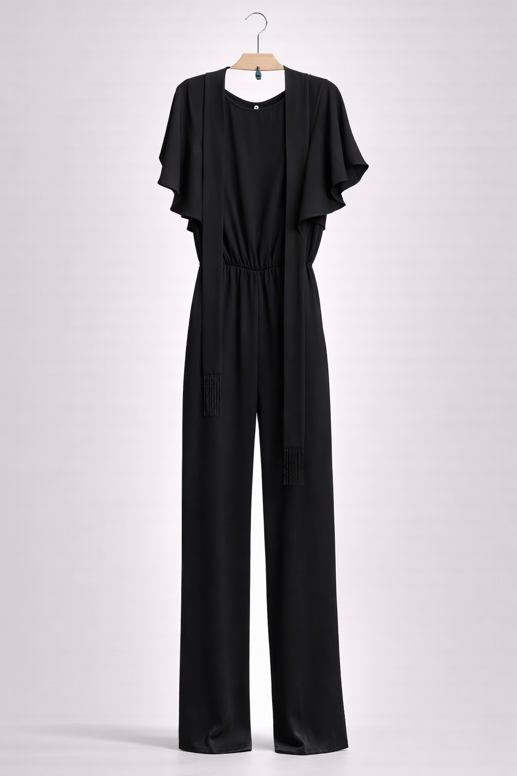 Комбинезон SVETLANOVA черный рукава с рюшей